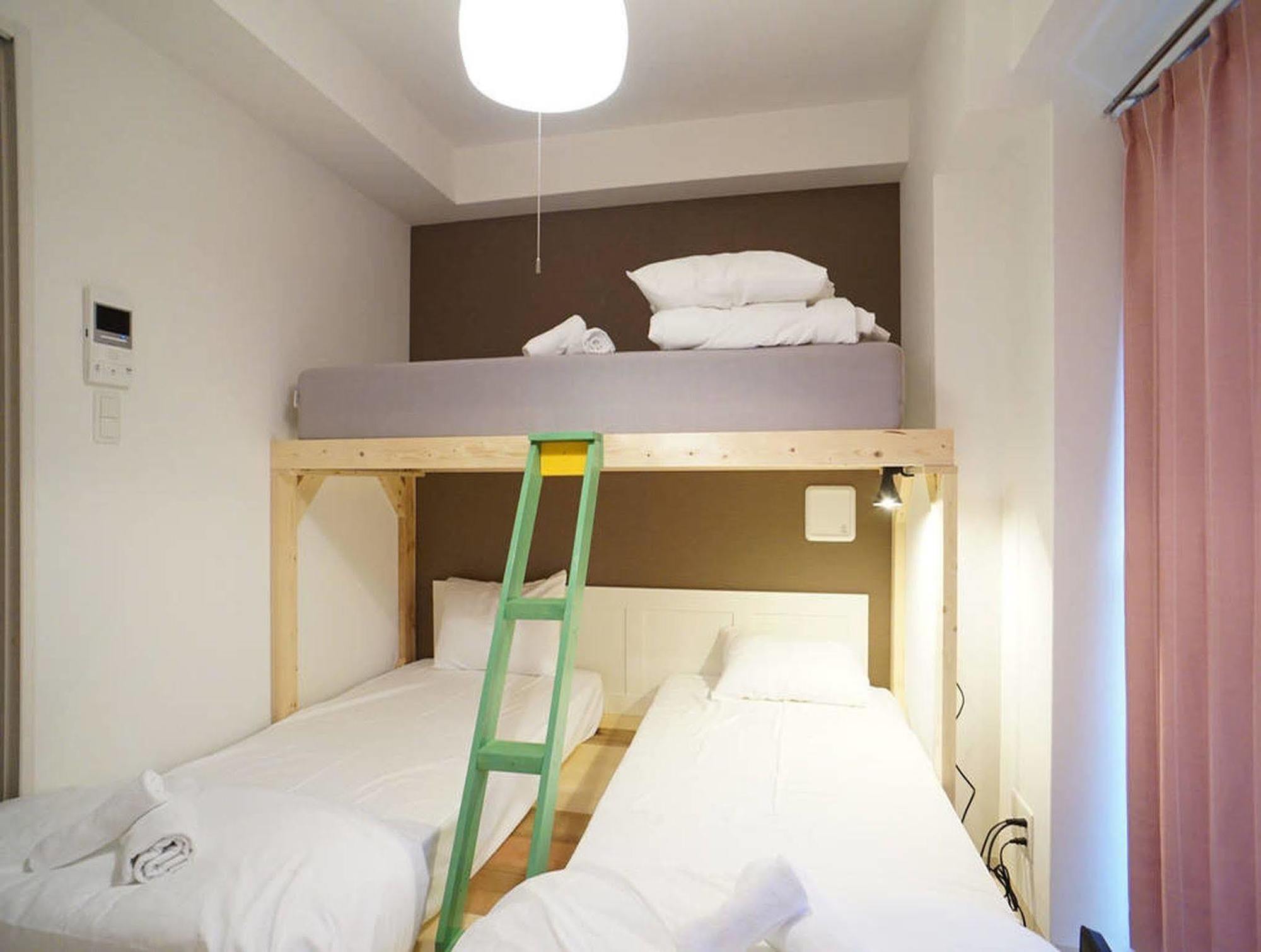 Galaxy Apartment Osaka Buitenkant foto